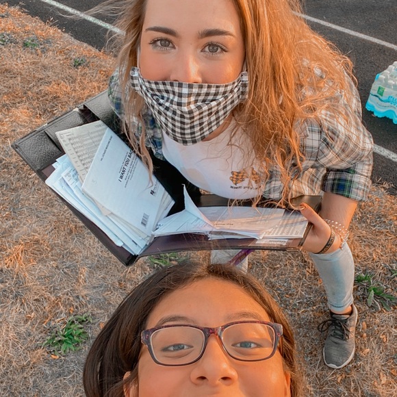 Meet your Posher, Melissa - Picture 1 of 1